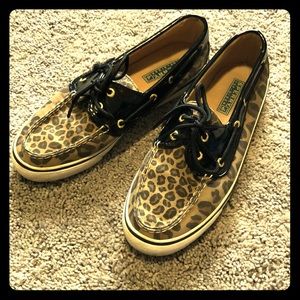 Leopard Sperry shoes. Size 7